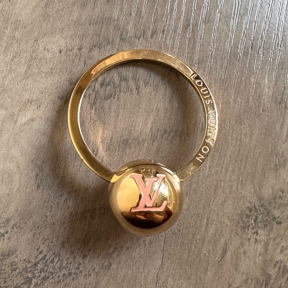 Louis Vuitton Jewelry - Louis Vuitton LV Circle Bag Charm / Key Holder